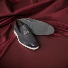 Load image into Gallery viewer, CAVANELI Loafers
