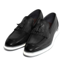 Load image into Gallery viewer, CAVANELI GREEN TASSER LOAFERS