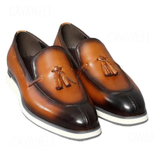 Load image into Gallery viewer, CAVANELI CLASSIC TASSEL LOAFERS
