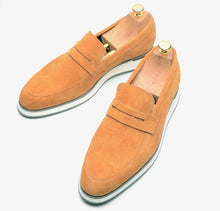 Load image into Gallery viewer, CAVANELI SUEDE LOAFERS
