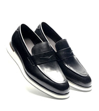 Load image into Gallery viewer, CAVANELI BLUE PENNY LOAFERS
